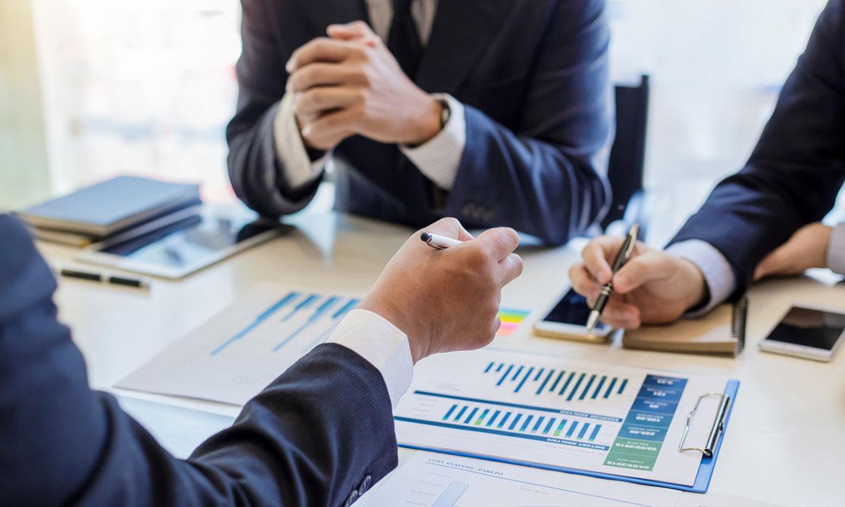 business-consultant business-consultant